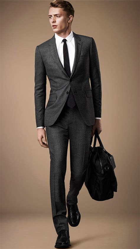 suit burberry